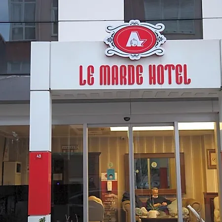 Le Marde 3*
