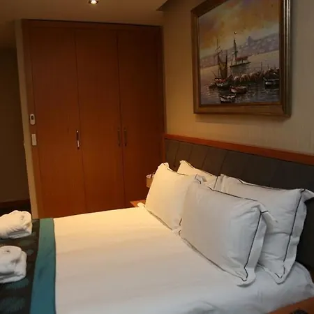 Le Marde Istanbul