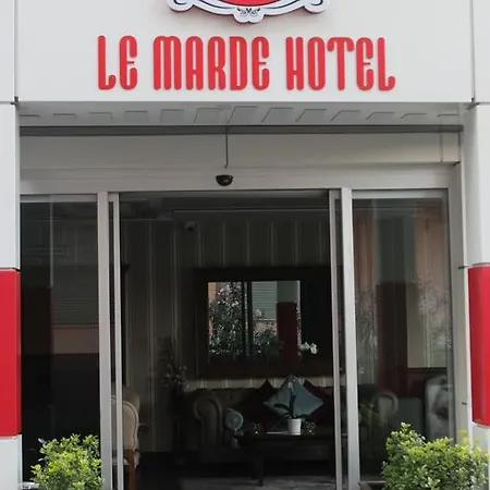 Le Marde 3*